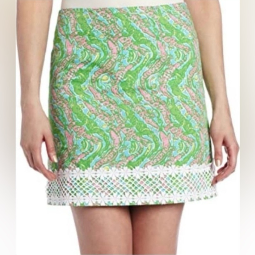 Lilly Pulitzer 100% Cotton Lace Trim Green & Blue Gator Mini Skirt, size 4